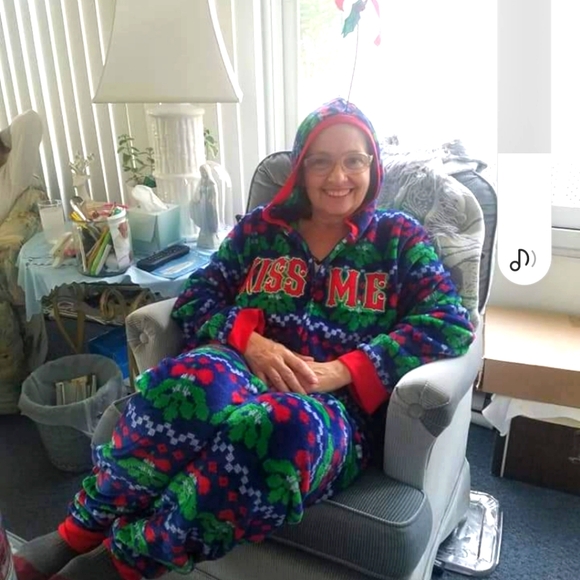 MISTLETOE ONESIE PAJAMAS - Picture 3 of 16